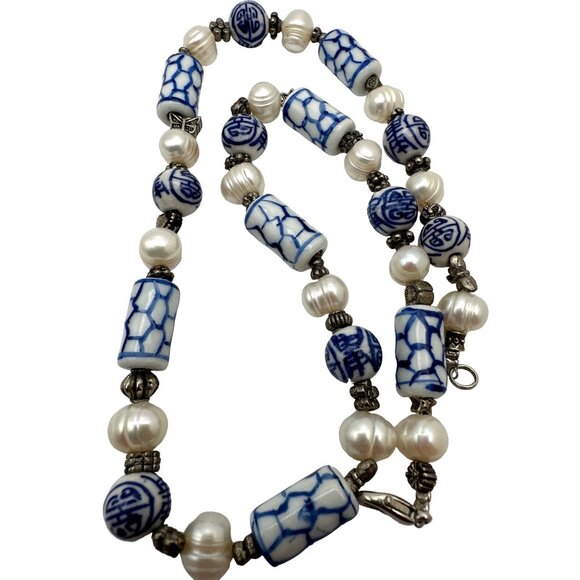 Vintage Blue White Porcelain Bead Necklace Fresh Water Pearls Traditional Motifs - Picture 3 of 7